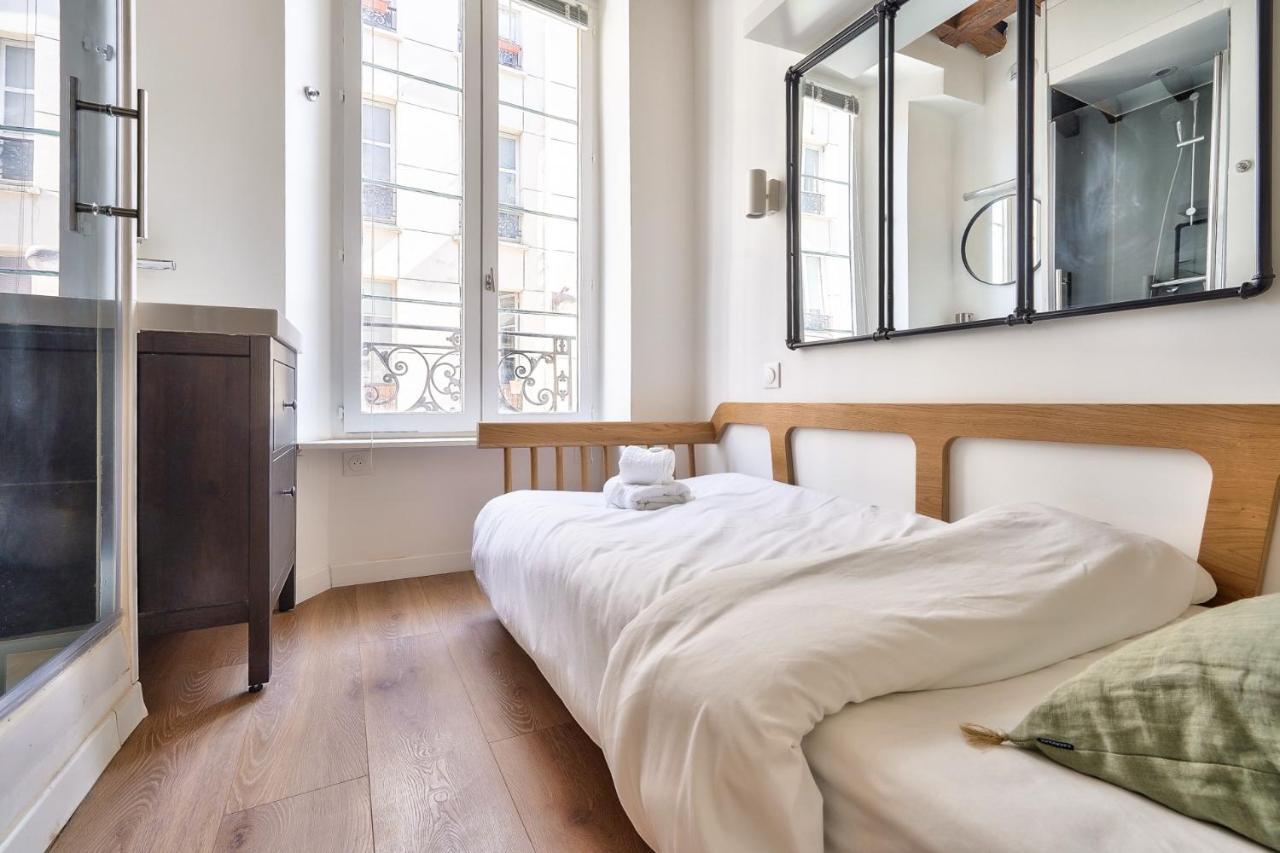 Cute And New Studio Duplex In The Heart Of Parijs Buitenkant foto
