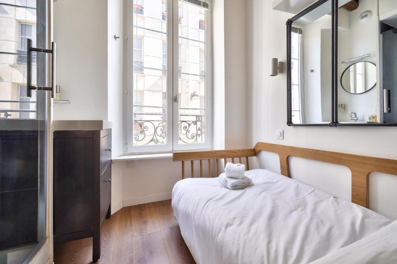 Cute And New Studio Duplex In The Heart Of Parijs Buitenkant foto